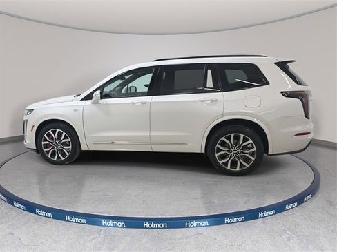 Used 2023 Cadillac XT6 Sport image 8