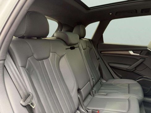 Certified 2025 Audi Q5 e Premium Plus w/ Premium Plus Package AWD/4WD image 27