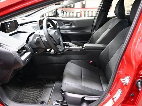 New 2026 Toyota Prius LE image 10