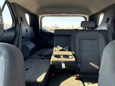 Used 2018 Chevrolet Equinox LT AWD/4WD image 23
