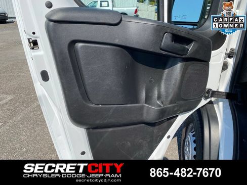 Used 2025 RAM ProMaster 2500 w/ U-Haul Equipment Group FWD image 12
