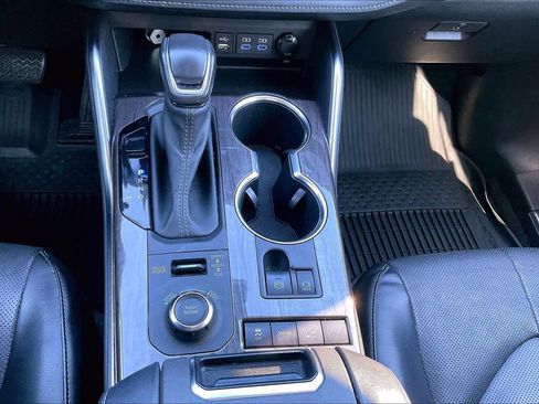 Used 2022 Toyota Highlander Platinum image 33