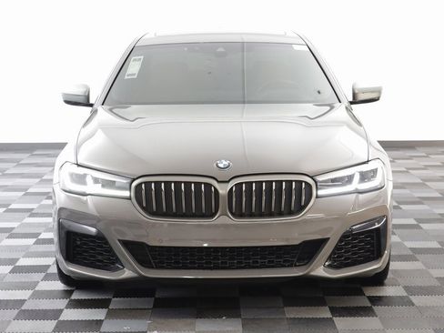 Used 2022 BMW M550i xDrive M550i xDrive w/ Premium Package image 24