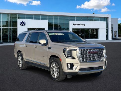Used 2021 GMC Yukon XL Denali w/ Denali Premium Package AWD/4WD image 1