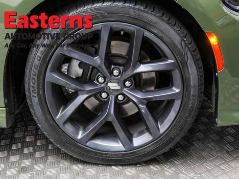 Used 2022 Dodge Charger R/T w/ Plus Group image 32