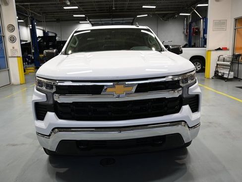 New 2026 Chevrolet Silverado 1500 LT image 2