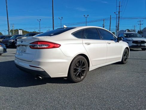Used 2020 Ford Fusion SE w/ Equipment Group 151A image 5