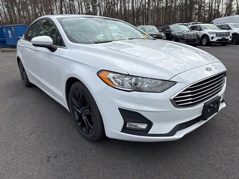 Used 2019 Ford Fusion SE w/ Equipment Group 151A image 7