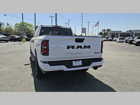 New 2026 RAM 1500 Express AWD/4WD image 29