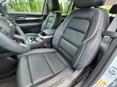 Used 2026 GMC Terrain Denali w/ LPO, Floor Liner Package AWD/4WD image 16