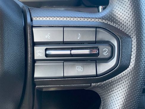 Used 2024 Chevrolet Colorado Trail Boss w/ Advanced Trailering Package AWD/4WD image 11