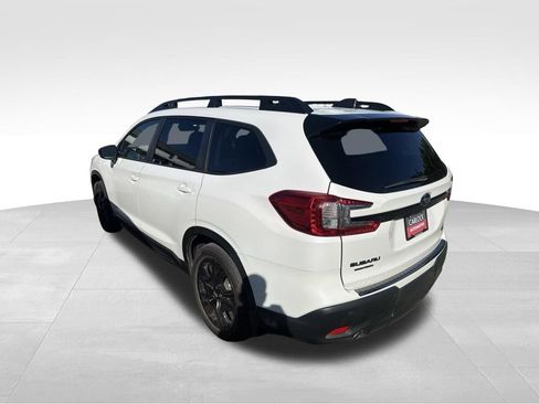 Used 2024 Subaru Ascent Onyx Edition w/ Popular Package Onyx AWD/4WD image 3