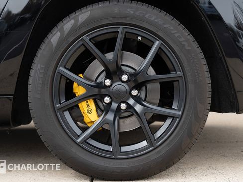 Used 2021 Jeep Grand Cherokee Trackhawk w/ Trailer Tow Group IV image 11