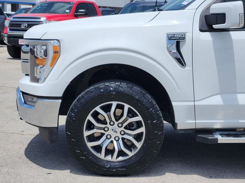 Used 2022 Ford F150 Lariat w/ FX4 Off-Road Package AWD/4WD image 9