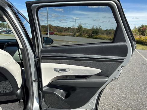 Used 2024 Hyundai Tucson Limited image 21