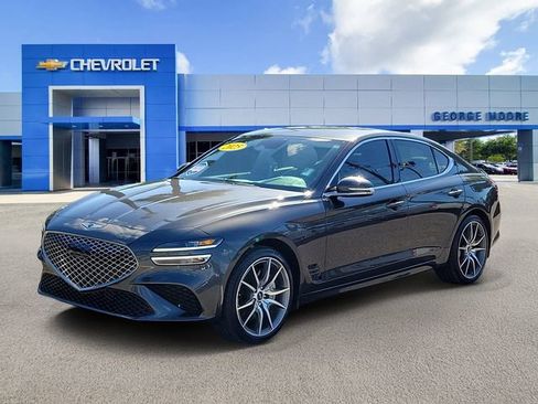 Used 2025 Genesis G70 2.5T RWD image 2