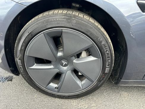Used 2021 Tesla Model 3 Standard Range Plus RWD image 11
