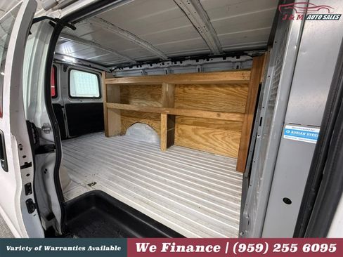 Used 2018 Chevrolet Express 2500 w/ Driver Convenience Package RWD image 26