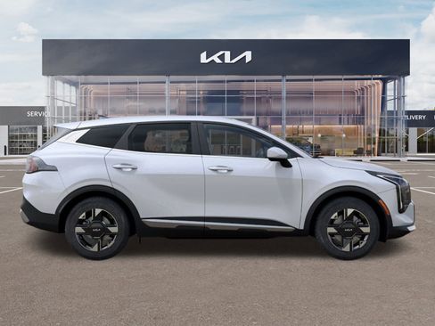 New 2026 Kia Sportage LX w/ LX Convenience Package image 7