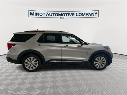 Used 2020 Ford Explorer Limited w/ Class III Trailer Tow Package AWD/4WD image 9