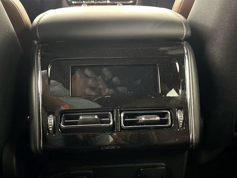 Used 2022 Lincoln Aviator Reserve w/ Equipment Group 201A RWD image 25