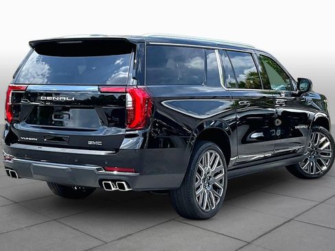 Used 2026 GMC Yukon XL Denali Ultimate AWD/4WD image 13