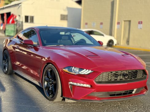 Used 2020 Ford Mustang Coupe w/ Black Accent Package RWD image 8