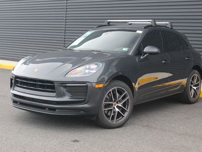 Used 2022 Porsche Macan Base