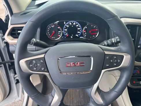 Used 2023 GMC Acadia Denali w/ Denali Ultimate Package image 33