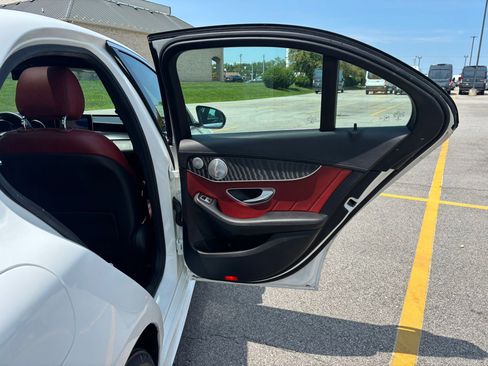 Used 2017 Mercedes-Benz C 300 Sedan image 19