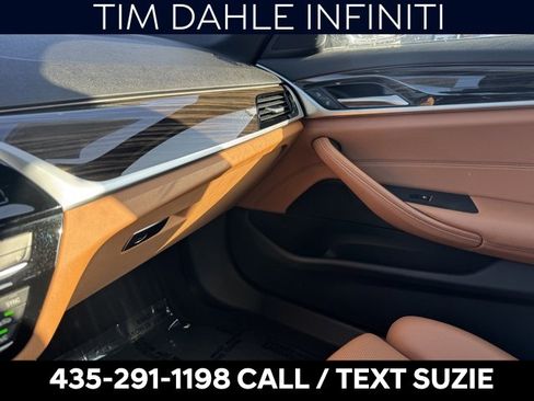 Used 2022 BMW 530i xDrive w/ Convenience Package image 13