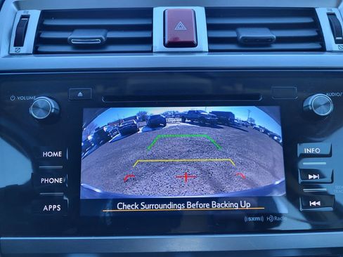 Used 2017 Subaru Outback 2.5i Premium image 19