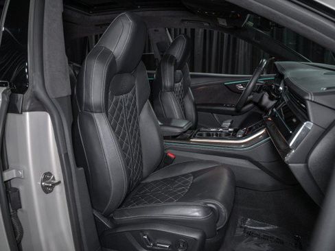 Used 2022 Audi SQ8 Prestige w/ Prestige Package AWD/4WD image 14