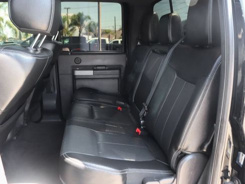 Used 2016 Ford F250 Lariat w/ Lariat Ultimate Package AWD/4WD image 37