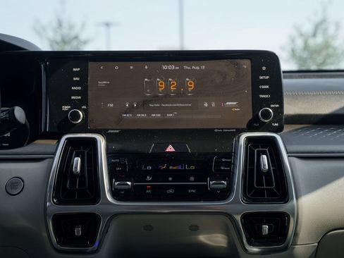 Used 2022 Kia Sorento SX FWD image 35