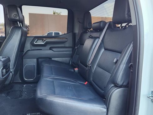 Used 2023 GMC Sierra 1500 Elevation AWD/4WD image 12