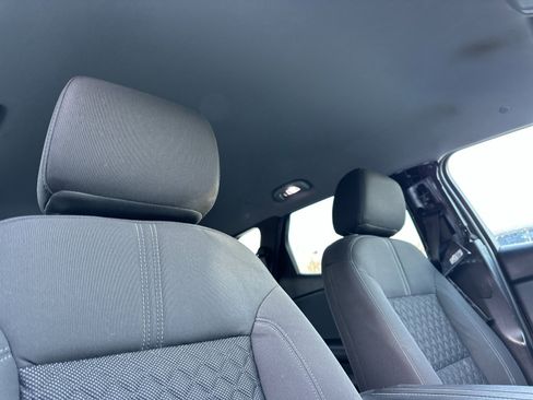 Used 2019 Chevrolet Blazer LT image 17