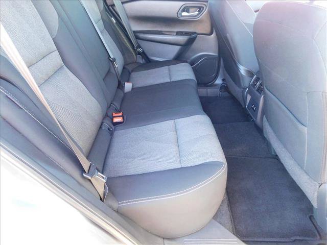 Used 2025 Nissan Rogue SV FWD image 26