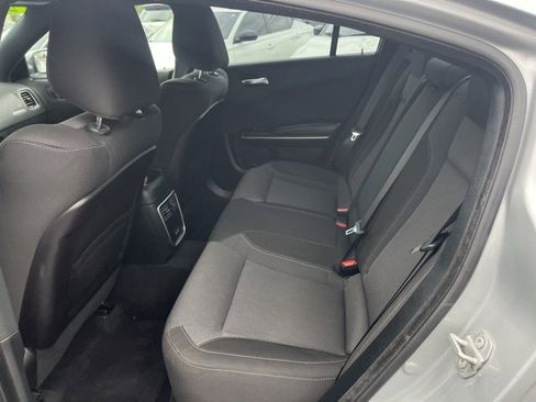 Used 2019 Dodge Charger SXT image 12