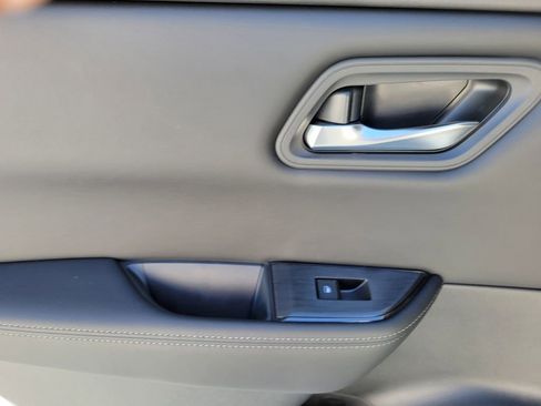 New 2025 Nissan Rogue SV AWD/4WD image 23