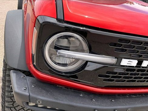 Used 2024 Ford Bronco Wildtrak AWD/4WD image 31