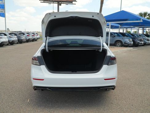 Used 2025 Honda Accord Sport image 7