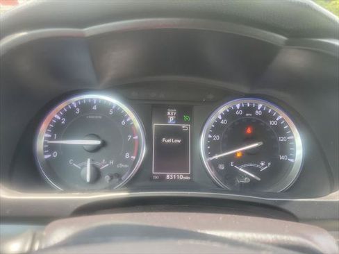 Certified 2016 Toyota Highlander XLE FWD image 38