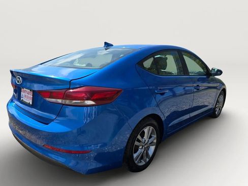 Used 2017 Hyundai Elantra SE FWD image 6