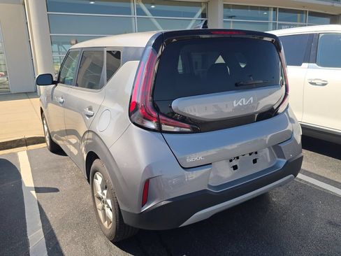 Used 2024 Kia Soul LX w/ Option Group 015 FWD image 7