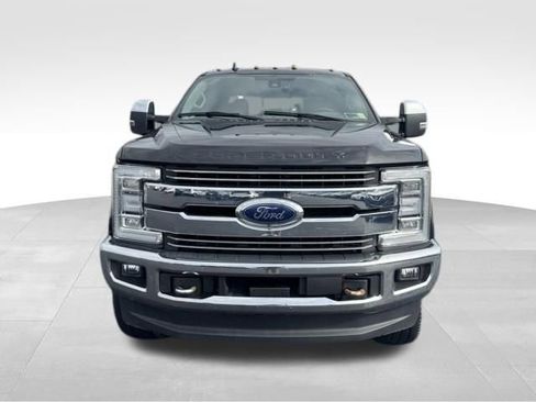 Used 2019 Ford F250 Lariat w/ Lariat Ultimate Package image 2