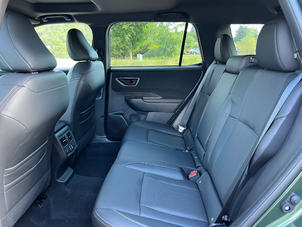 New 2026 Subaru Outback Limited AWD/4WD image 4