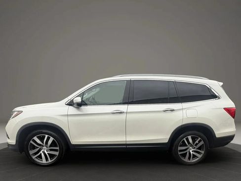 Used 2017 Honda Pilot Elite image 8