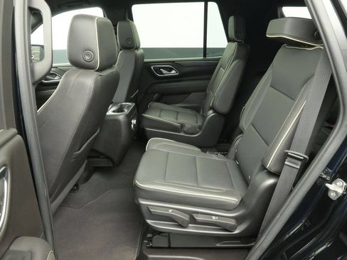 Used 2022 GMC Yukon SLT w/ SLT Premium Package AWD/4WD image 15