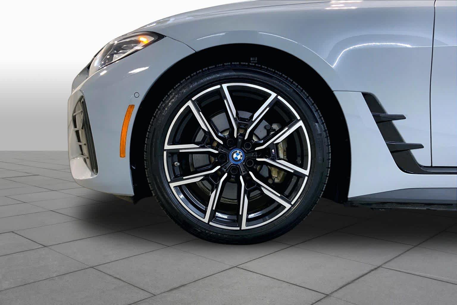 Used 2024 BMW i4 xDrive40i w/ M Sport Package AWD/4WD image 10